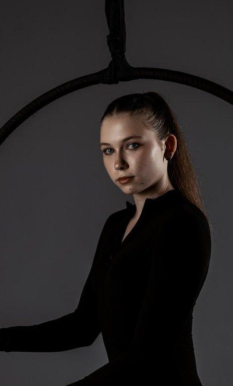 Тренер з танців Іванова Поліна